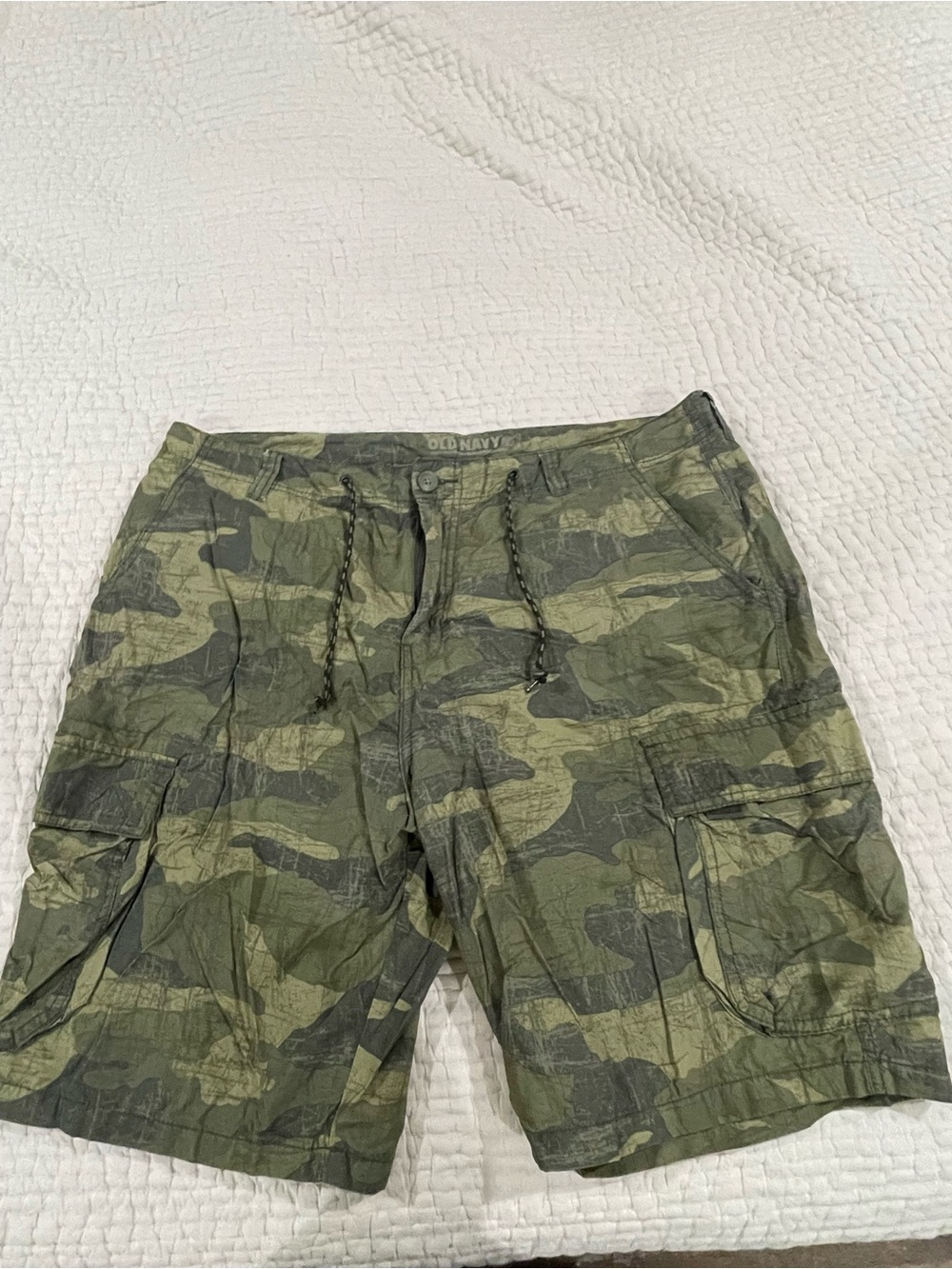Old Navy Olive Green Camo Cargo Shorts